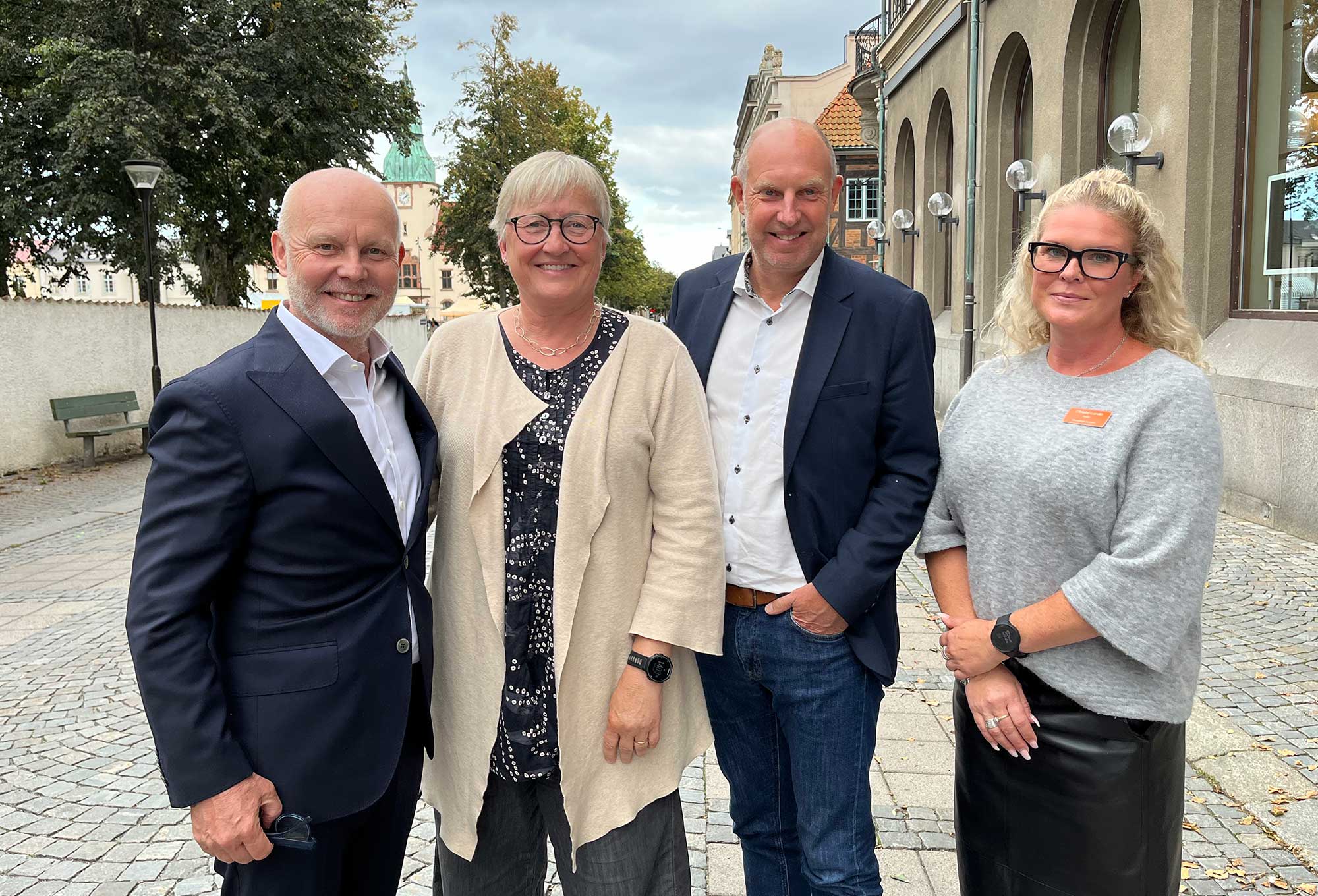 Gruppbild med Per Richardsson, Kerstin Tjernlund, Stefan Ohlson och Christel Lundin.